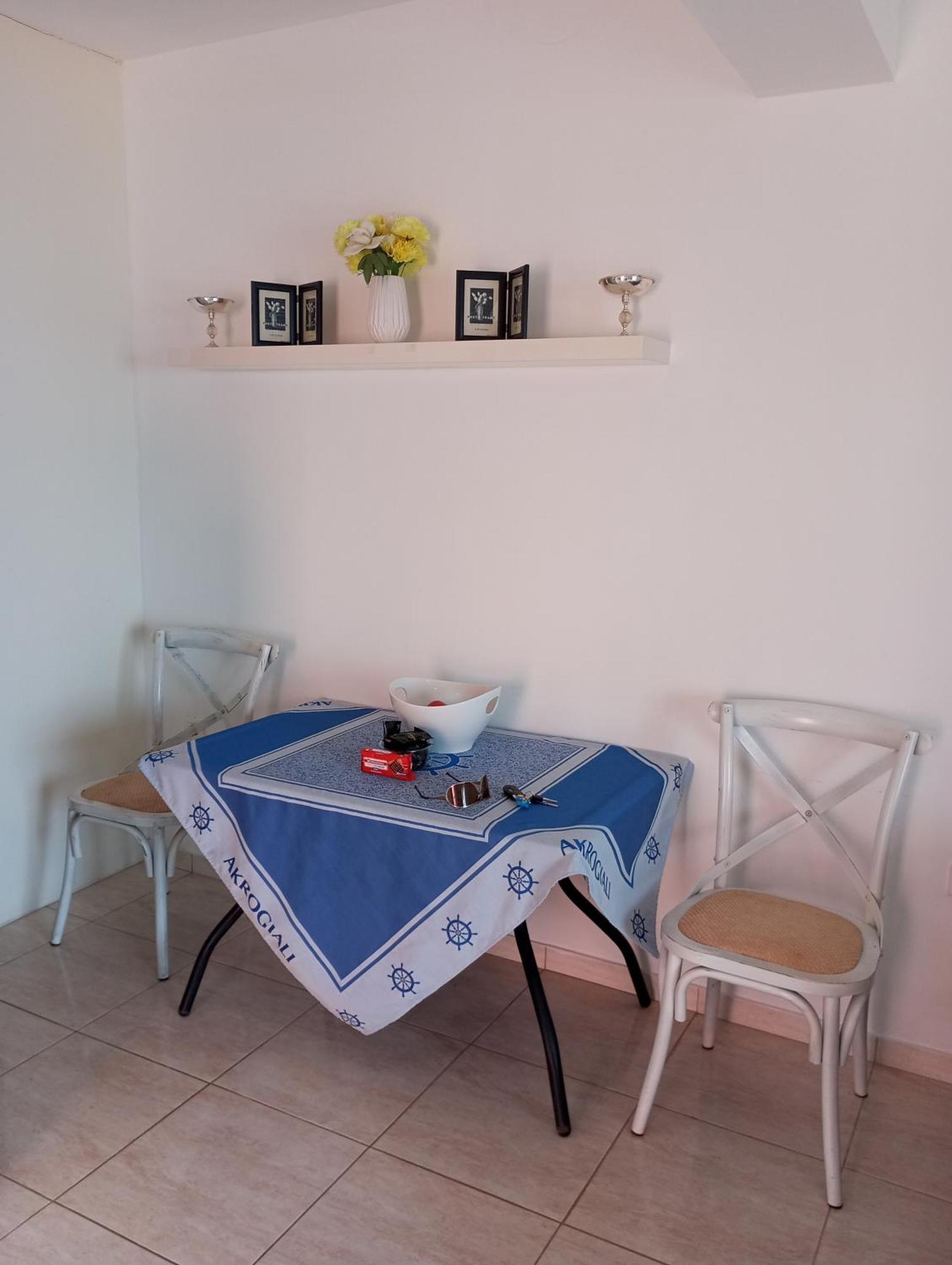 Sarakinos Apartments バルバティ エクステリア 写真