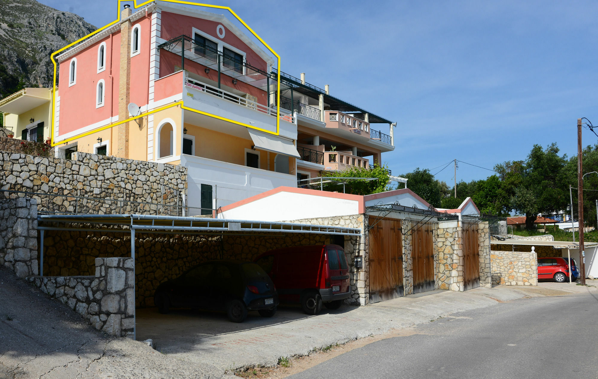 Sarakinos Apartments バルバティ エクステリア 写真